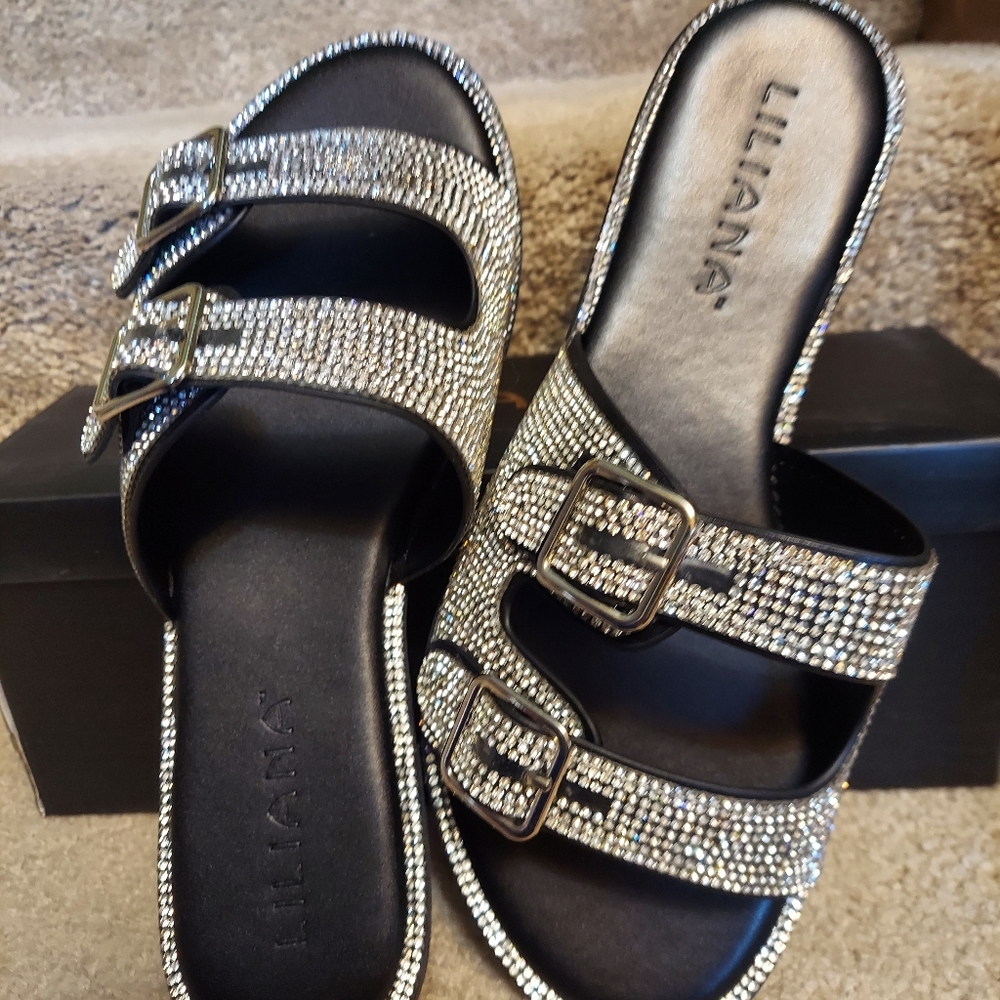 Women's Rhinestone sandals - Picture 2 of 5